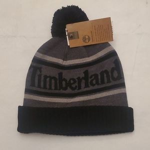 Timberland men's logo cuffed beanie with pom